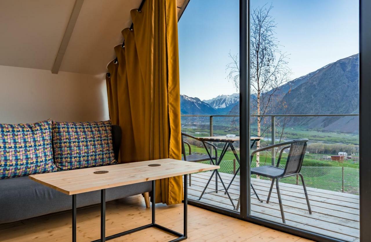 ホテル Kazbegi View エクステリア 写真