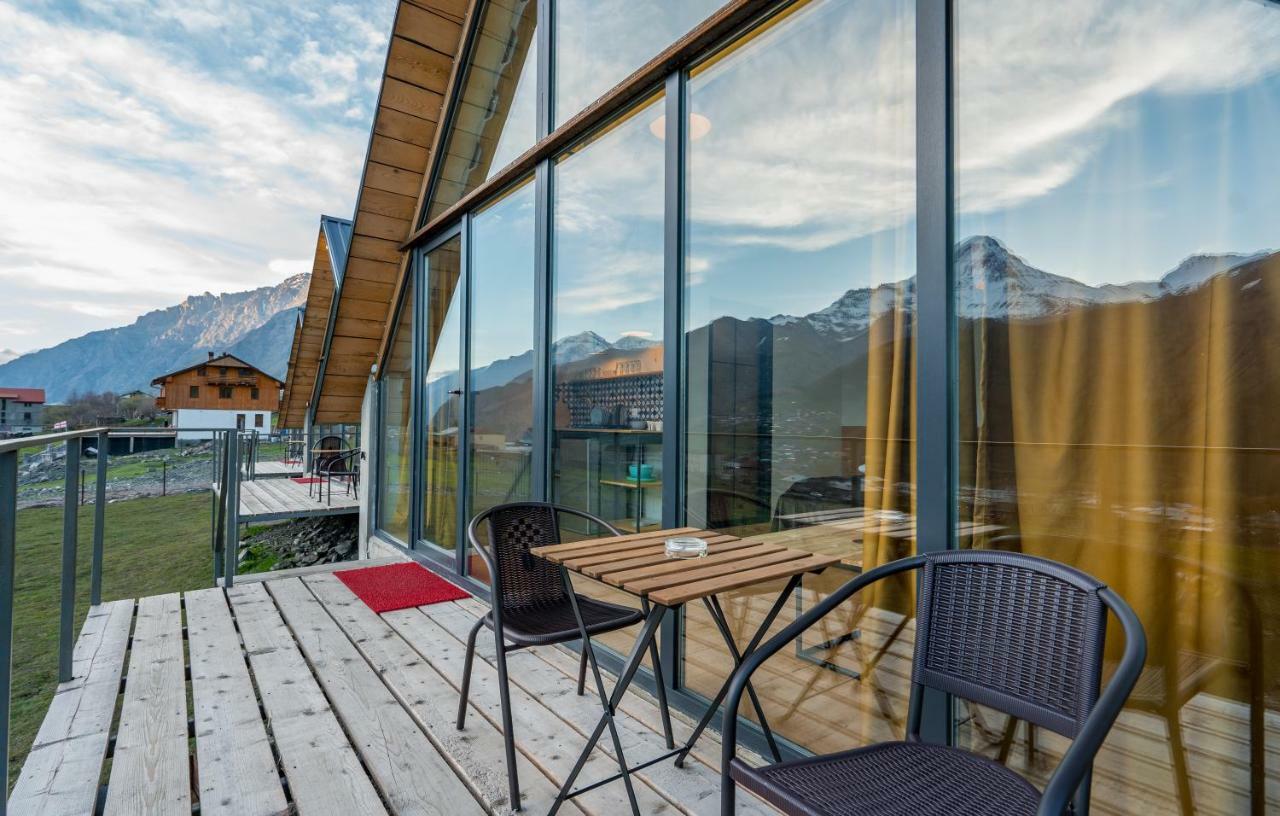 ホテル Kazbegi View エクステリア 写真