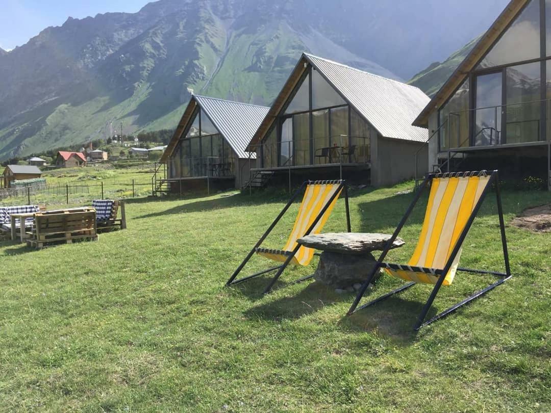 ホテル Kazbegi View エクステリア 写真